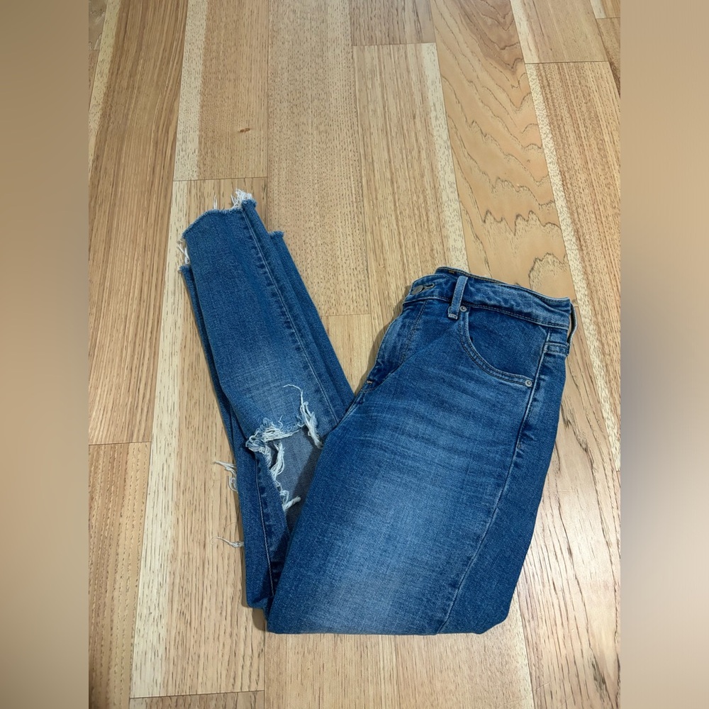Levi’s 721 High Rise Skinny Jeans